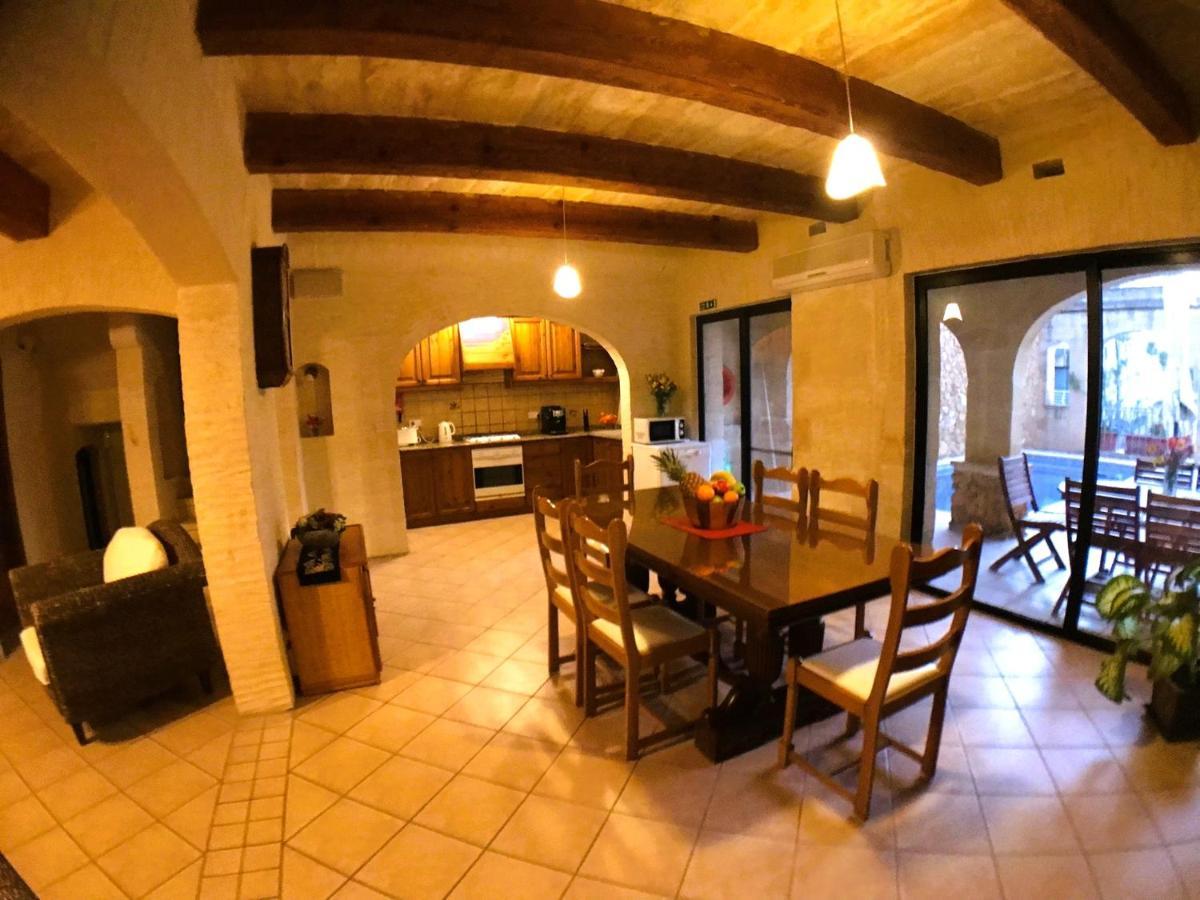 Ad Hoc B&B Il-Pergla Dış mekan fotoğraf