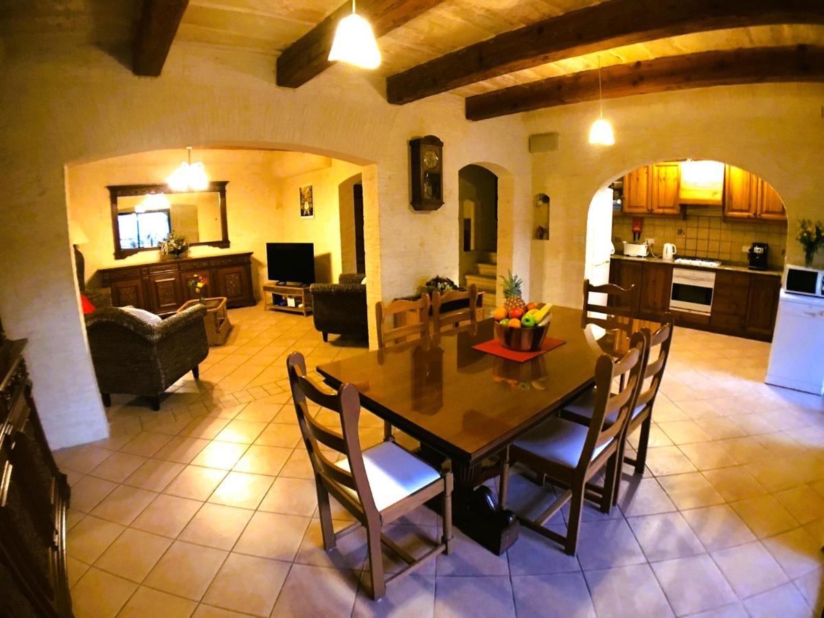 Ad Hoc B&B Il-Pergla Dış mekan fotoğraf